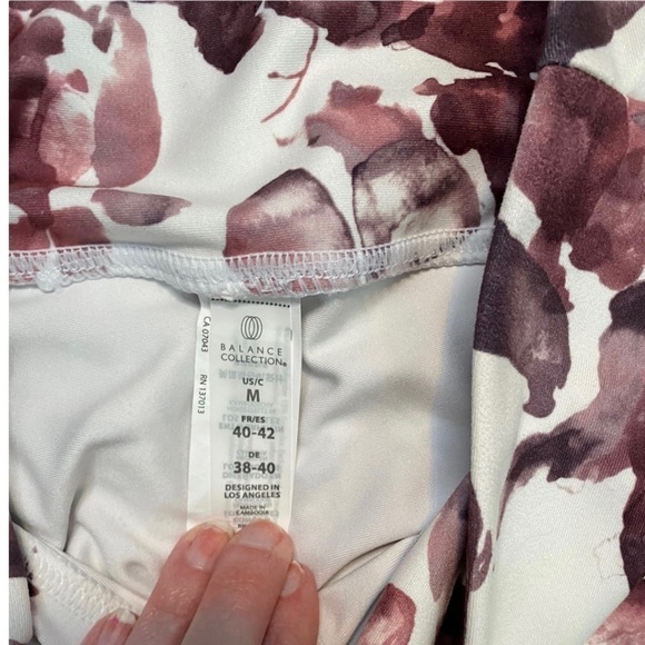 Balance Collection By
Marika Magenta Compression Leggings - Picture 6 of 7